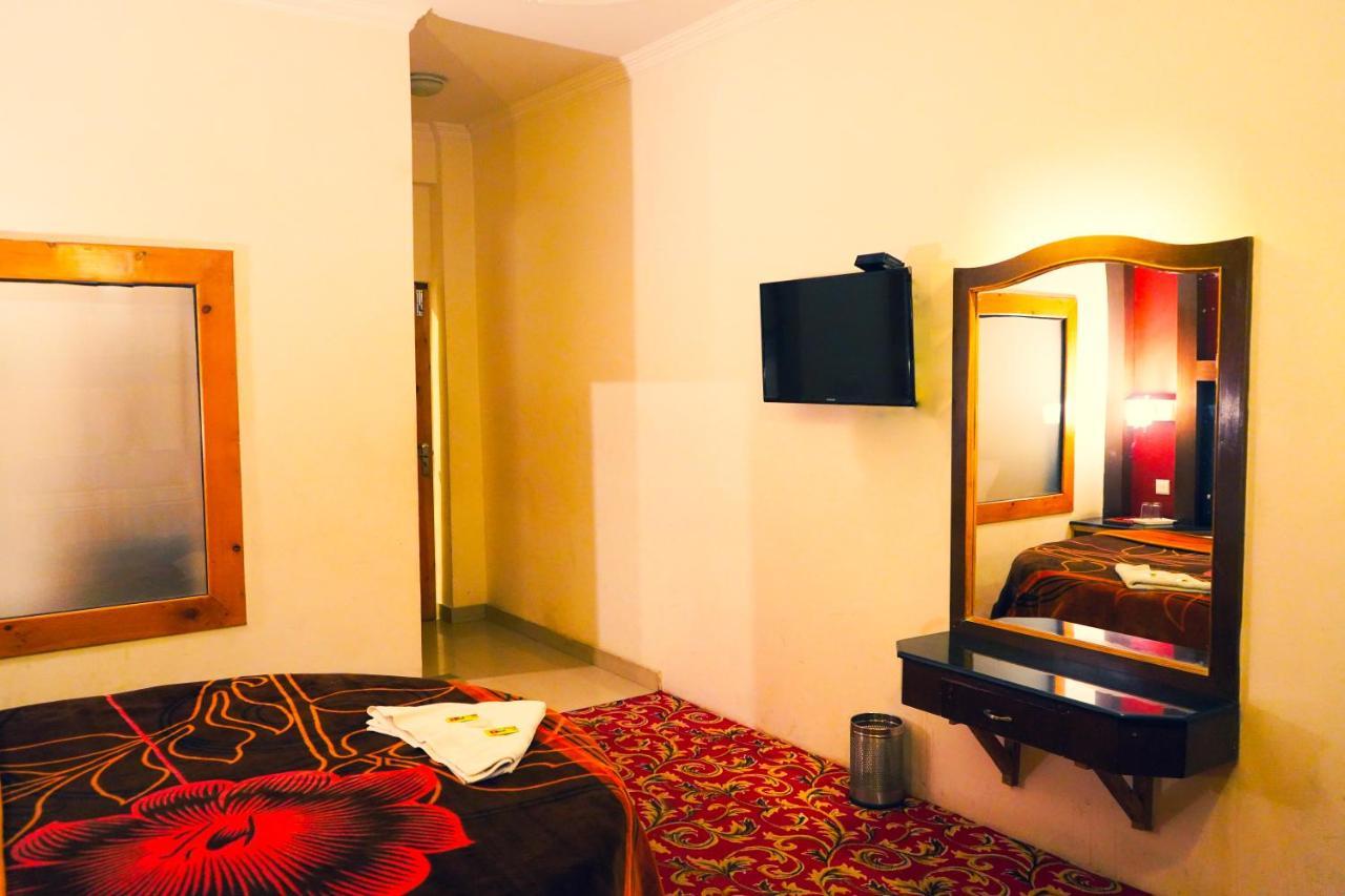 Hotel Akash Regency Manali  Exterior photo